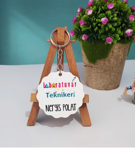 Laboratuvar Teknikeri Ahşap Anahtarlık