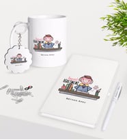 BK Gift Kişiye Özel Anasınıfı Öğretmeni Kupa Anahtarlık Beyaz Defter Kalem Hediye Seti-3 (Model 1)