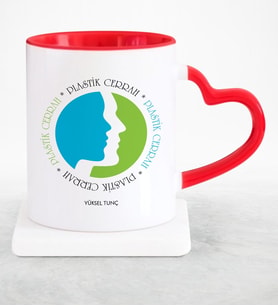 BK Gift Kişiye Özel Mesleki Plastik Cerrah Kırmızı Kalpli Kupa Bardak