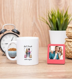 Best Friends İki İsimli Beyaz Kupa Bardak ve Kırmızı Mini Fotoğraf Çerçevesi