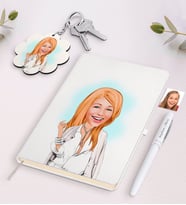 BK Gift Kişiye Özel Kadın Model Karikatürlü Beyaz Defter Kalem ve Anahtarlık Hediye Seti (Model 1)