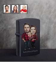 Kişiye Özel Aile Karikatürlü UV Baskılı Siyah Benzinli Çakmak Mod-6