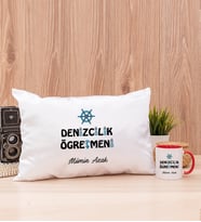Denizcilik Öğretmeni Dikdörtgen Yastık ve Kırmızı Kupa Bardak