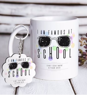 BK Gift Kişiye Özel Okulda Ünlüyüm Beyaz Kupa ve Anahtarlık Hediye Seti-4 (Model 1)