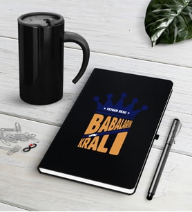 BK Gift Kişiye Özel Babaların En Kralı Siyah Defter Kalem Termos Mug Seti (Model 1)