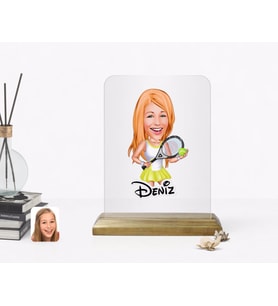 BK Gift Kişiye Özel Kadın Tenis Oyuncusu Karikatürlü Ahşap Standlı Çerçeve-2 (Beyaz)