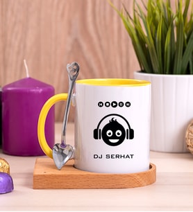 Emoji Tasarım Ahşap Altlıklı Sarı Kupa Bardak