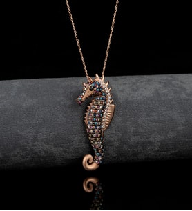 Gümüş Rengarenk Zirkon Taşlı Denizatı Tasarım Kolye (Pembe)