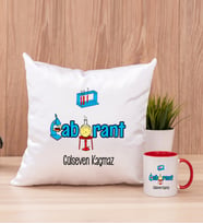 Laborant Kare Yastık ve Kırmızı Kupa Bardak
