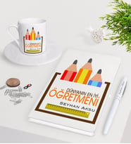 BK Gift Kişiye Özel Dünyanın En İyi Öğretmeni Beyaz Defter Kalem Türk Kahvesi Fincanı Seti-20 (Model 1)