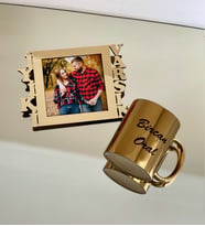 Kişiye Özel Fotoğraflı İyiki Varsın Mdf Gold Çerçeve Ve Gold Kupa Set