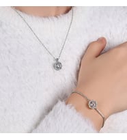 BLK-M7025B Zirkon Taşlı Asansörlü Bileklik Ve Tek Taş Kolye Sarı Bakır Gümüş (Gümüş)