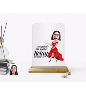 BK Gift Kişiye Özel Kadın Kolay Yetişmiyor Karikatürlü Ahşap Standlı Çerçeve-1 (Beyaz)