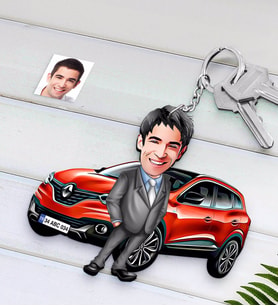 BK Gift Kişiye Özel Erkek Renault Kadjar Figürlü Plakalı Ahşap Karikatür Anahtarlık-1 (Beyaz)
