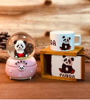 Masum Panda Işıklı Kar Küresi Ve Kutulu Kupa Hediye Seti