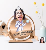 BK Gift Kişiye Özel Yılın En İyi Bayan Diş Hekimi Karikatürlü 3D Ahşap Biblo Plaket - 1