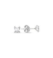 4mm Kare Zirkon Tektaş Gümüş Bayan Küpe (Beyaz)