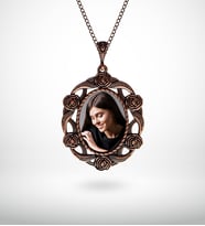 BK Gift Kişiye Özel Fotoğraflı Otantik Eskitme Bakır Kolye Model 2