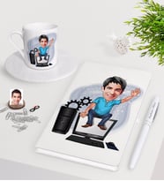 BK Gift Kişiye Özel Erkek Bilgisayar Mühendisi Karikatürlü Beyaz Defter Kalem Türk Kahvesi Fincanı Seti (Model 1)
