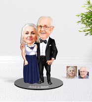 BK Gift Kişiye Özel Büyükanne Ve Büyükbaba Karikatürlü Ahşap Biblo Model-1 (Beyaz)