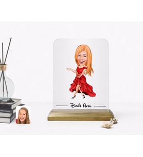 BK Gift Kişiye Özel Kadın Manken Karikatürlü Ahşap Standlı Çerçeve (Beyaz)