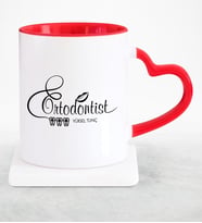 BK Gift Kişiye Özel Mesleki Ortodontist Kırmızı Kalpli Kupa Bardak