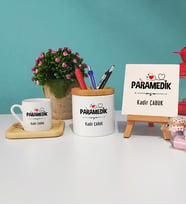 Paramedik Tasarımlı Kişiye Özel Hediye Paramedik Ahşap Altlıklı Türk Kahvesi Fincanı Kalemlik Dekoratif Taş Baskı Seti