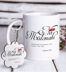 BK Gift Kişiye Özel Mânâ Namütenahi Beyaz Kupa ve Anahtarlık Hediye Seti (Model 1)