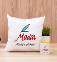 Müdür Kare Yastık ve Sarı Kupa Bardak