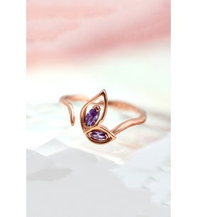 Lila Taşlı Kanat Motifli 14k Rose Gold Kadın Yüzük