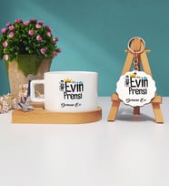 Evin Prensi Tasarımlı Kişiye Özel Hediye Evin Prensi Ahşap Altlıklı Fincan ve Anahtarlık Hediye Seti