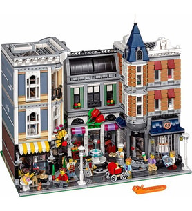 LEGO Creator Expert 10255 Assembly Square
