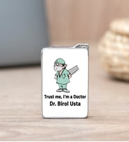 Trust Me Tasarım Doktora Hediye İsme Özel Çakmak