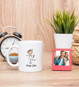 Hemşire Karikatürü Beyaz Kupa Bardak ve Kırmızı Mini Fotoğraf Çerçevesi