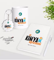 BK Gift Kişiye Özel Kimya Öğretmeni Kupa Anahtarlık Beyaz Defter Kalem Hediye Seti-1 (Model 1)