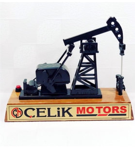 Hareketli Petrol Kuyusu Atbaşı Özel Tasarım Siyah
