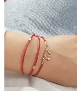 Kırmızı Deri Üçgen Figürlü Gümüş Bileklik