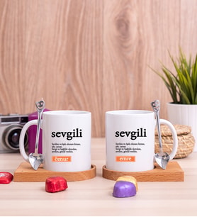 Sevgili Kelime Anlamı Ahşap Altlıklı İkili Beyaz Kupa Bardak