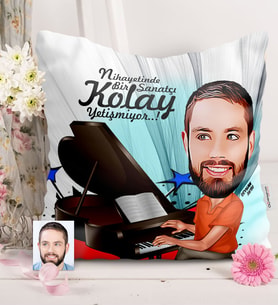 BK Gift Kişiye Özel Bay Piyanist Karikatürlü  Yastık  1