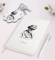 BK Gift Kişiye Özel Atatürk Temalı Beyaz Defter Kalem ve Anahtarlık Hediye Seti-17 (Model 1)