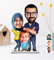 BK Gift Kişiye Özel Aile Karikatürlü Ahşap Biblo - 1