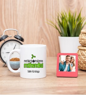 Metalurji ve Malzeme Mühendisi Beyaz Kupa ve Kırmızı Mini Fotoğraf Çerçevesi