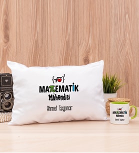 Matematik Mühendisi Dikdörtgen Yastık ve Yeşil Kupa Bardak