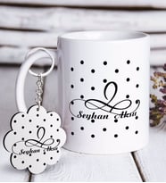 BK Gift Kişiye Özel İsimli Beyaz Kupa ve Anahtarlık Hediye Seti-4 (Model 1)