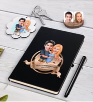 BK Gift Kişiye Özel Yılın En Mükemmel Çifti Karikatürlü Siyah Defter Kalem ve Anahtarlık Hediye Seti-14 (Model 1)