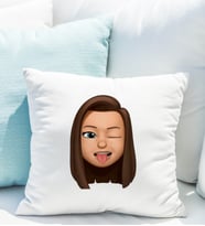 Emoji Kız Stiker Yastığı