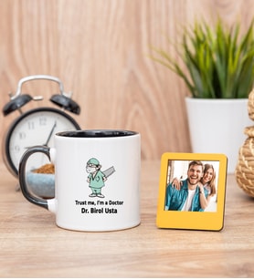 Trust Me Tasarım Siyah Kupa Bardak ve Sarı Mini Fotoğraf Çerçevesi