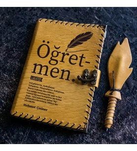 Lügatçe Öğretmen İsme Özel Deri Defter