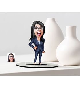 BK Gift Kişiye Özel Bayan Patron Karikatür Ahşap Biblo - 1 (Çok Renkli)