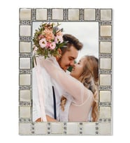 Swarovski Taşlı Sedef Motifli 10x15 cm Gösterişli Fotoğraf Çerçevesi